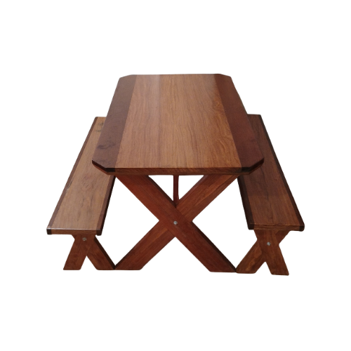 Mesa-Mista-com-Bancos